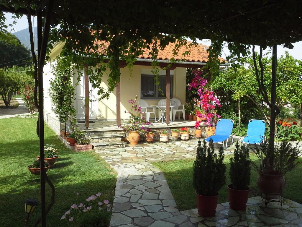 Villa Kallimanis Platanidia Buitenkant foto